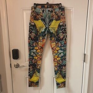 Hudson Jeans Yellow and Green Jeggings with Unique Graffiti Print